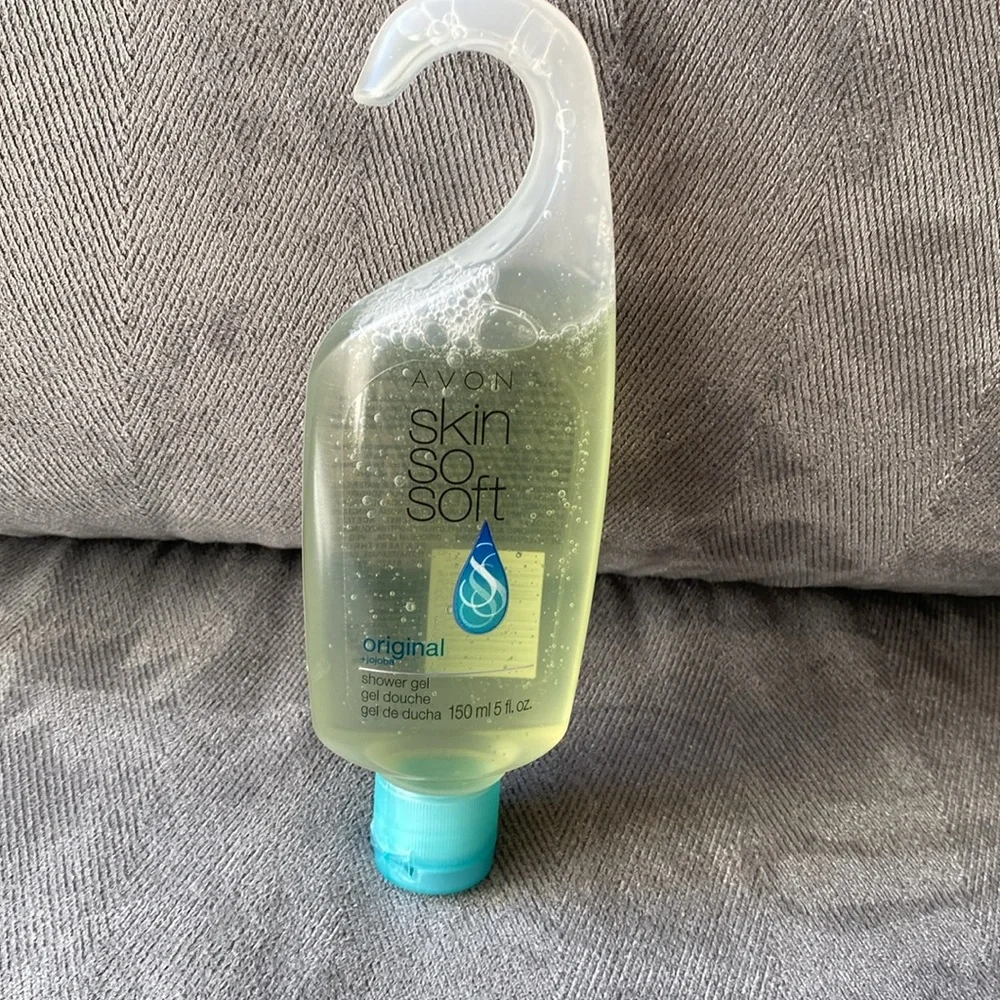 Skin So Soft Shower Gel + Jojoba 5 oz.